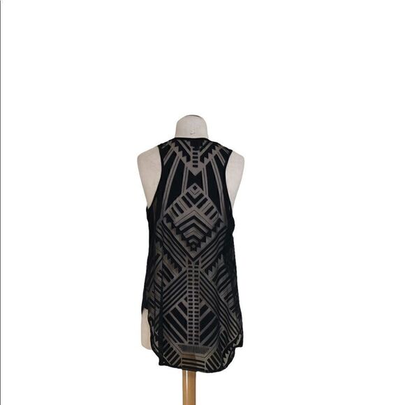 Tribal print sheer tank top, black.             ⭐️⭐️⭐️Host pick⭐️⭐️⭐️ - Picture 4 of 4